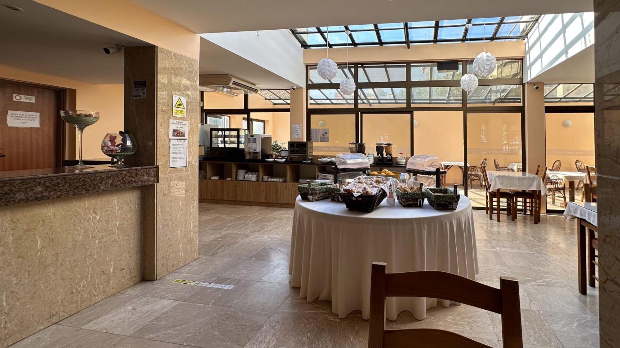 Hotel Avenida Praia Portimão Kültér fotó
