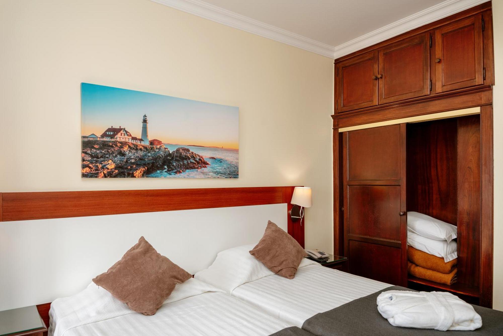 Hotel Avenida Praia Portimão Kültér fotó