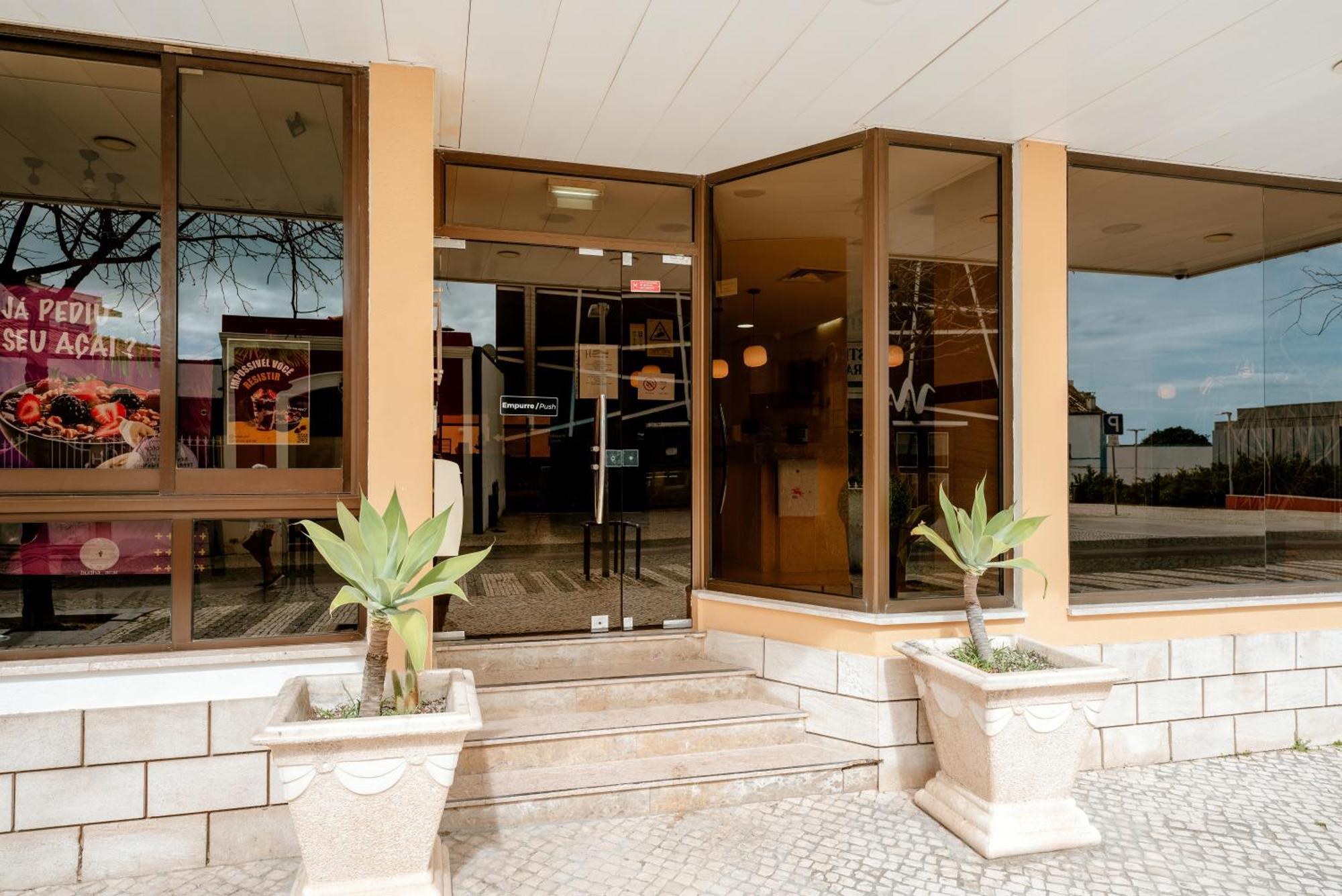 Hotel Avenida Praia Portimão Kültér fotó